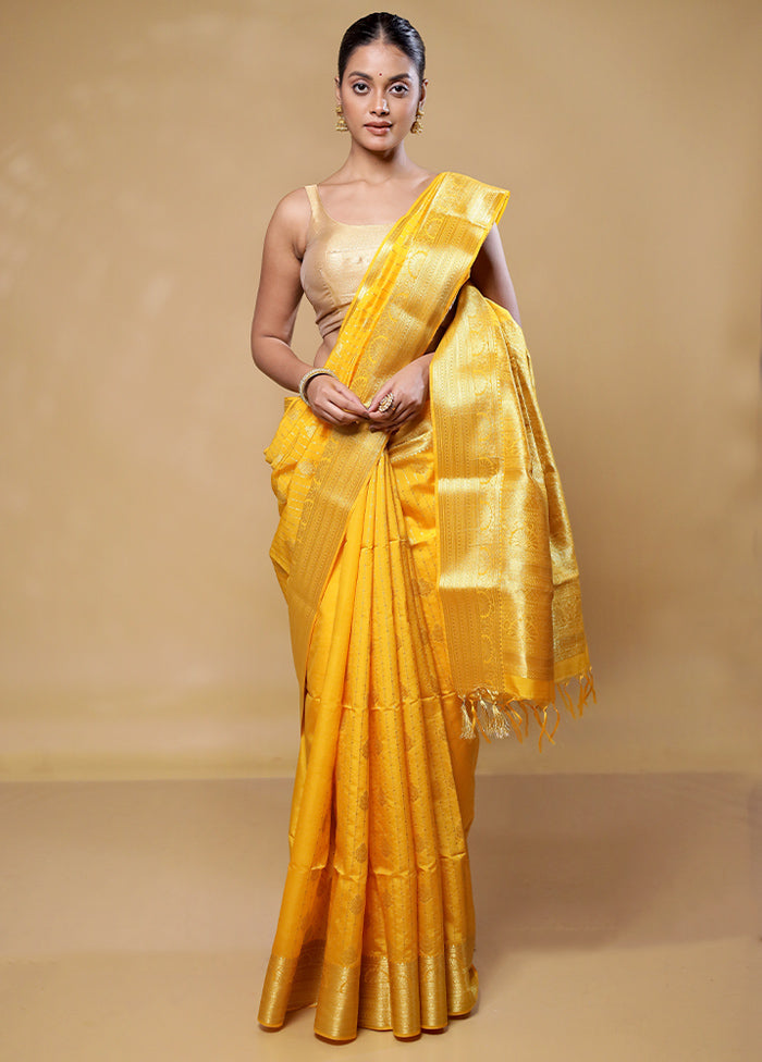 Yellow Kanjivaram Silk Saree With Blouse Piece