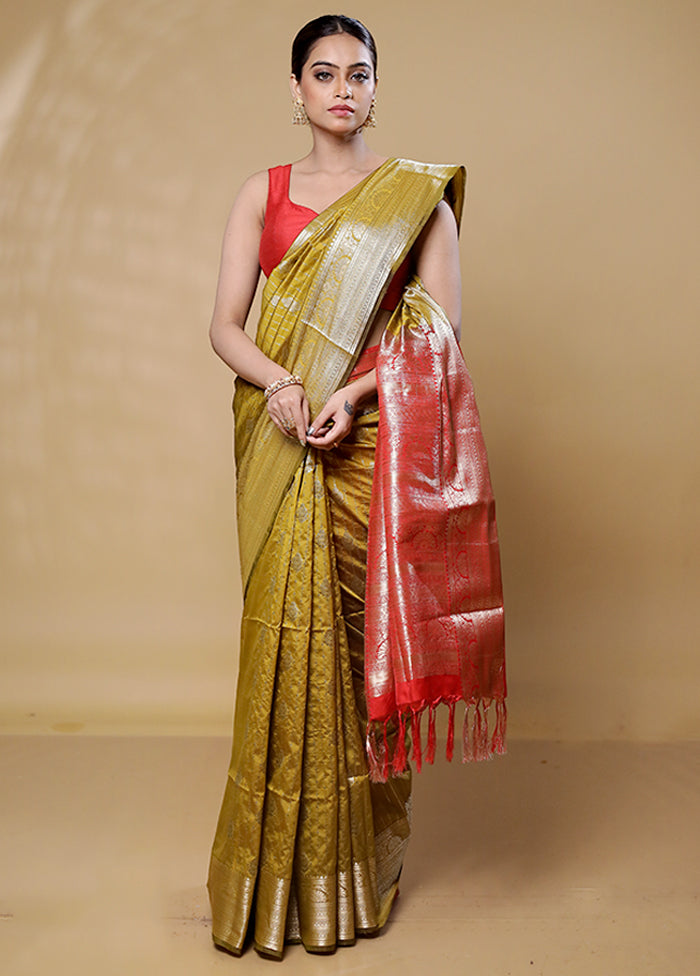 Green Kanjivaram Silk Saree With Blouse Piece