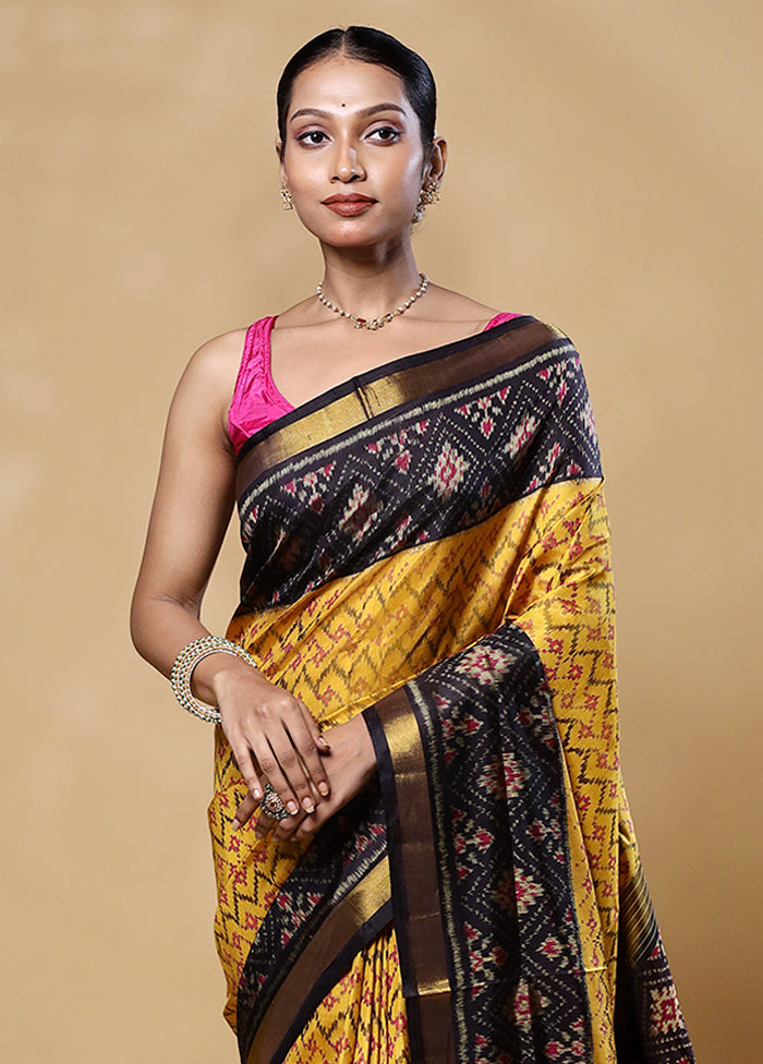 Yellow Handloom Patola Pure Silk Saree With Blouse Piece