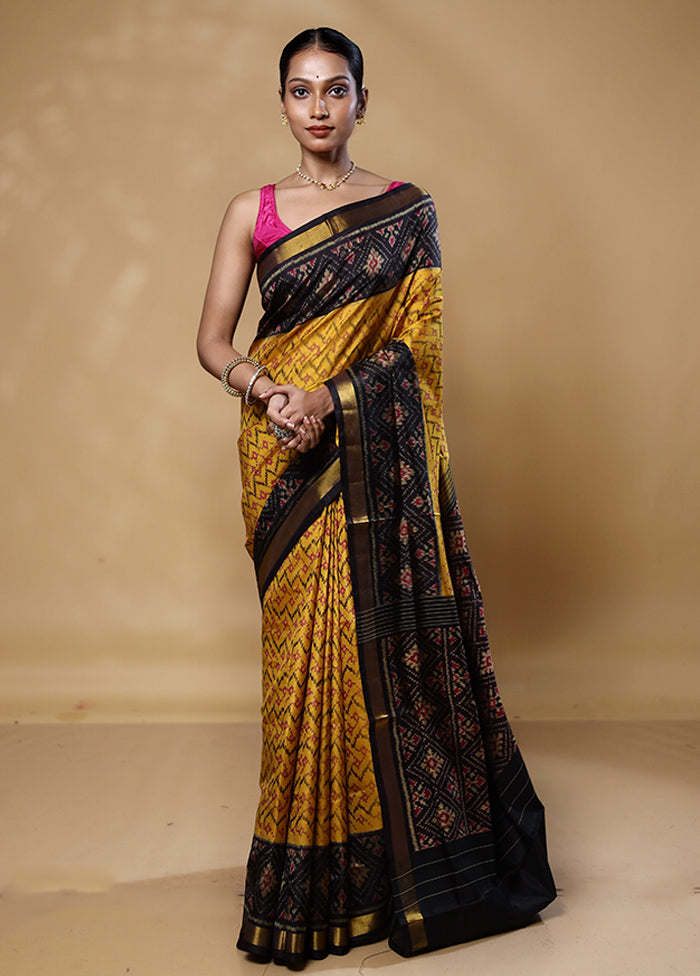 Yellow Handloom Patola Pure Silk Saree With Blouse Piece