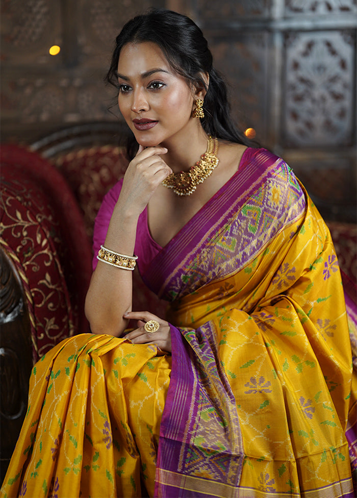 Yellow Handloom Patola Pure Silk Saree With Blouse Piece