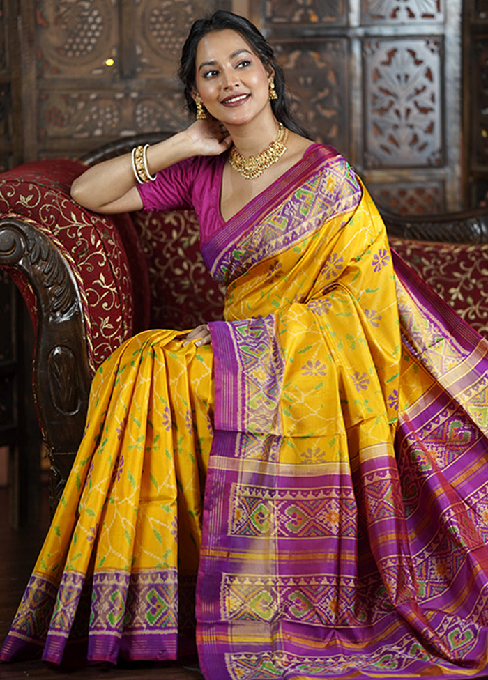 Yellow Handloom Patola Pure Silk Saree With Blouse Piece