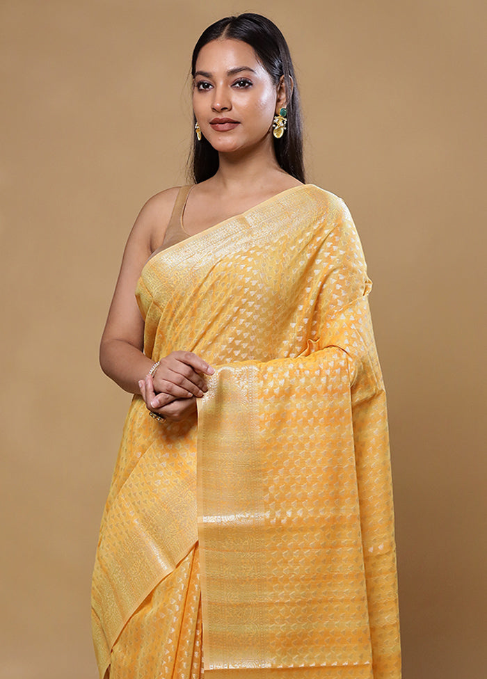 Yellow Cotton Saree With Blouse Piece