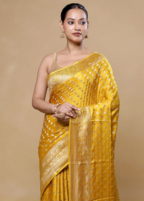 Yellow Handloom Pure Georgette Saree With Blouse Piece