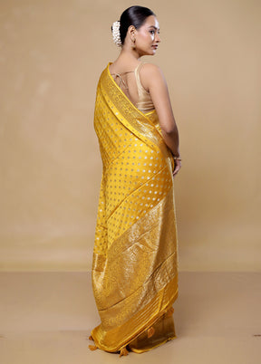 Yellow Handloom Pure Georgette Saree With Blouse Piece