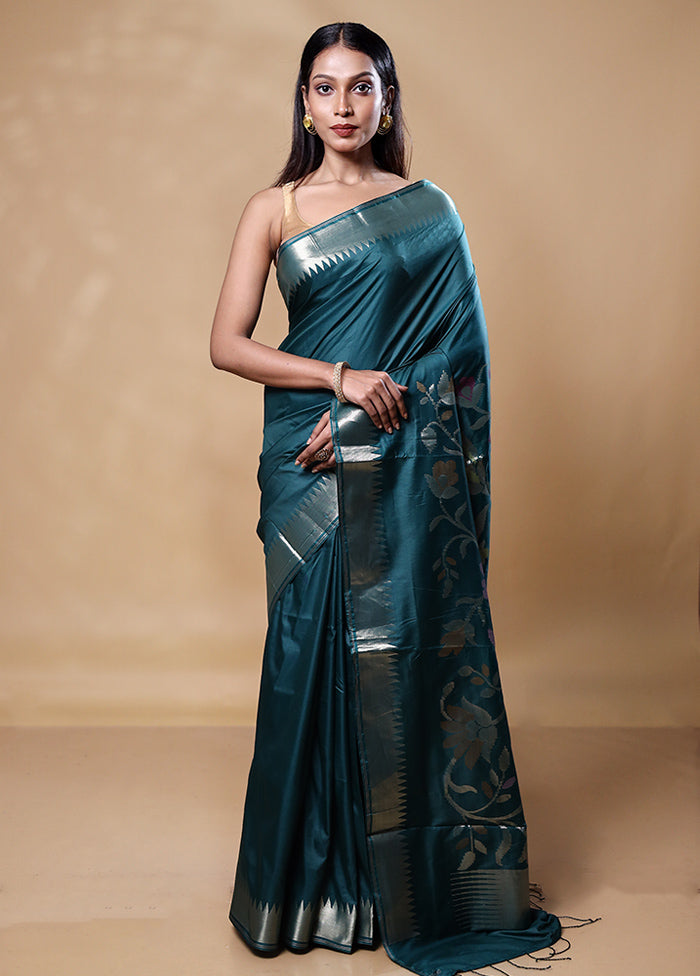 Green Dupion Silk Saree With Blouse Piece