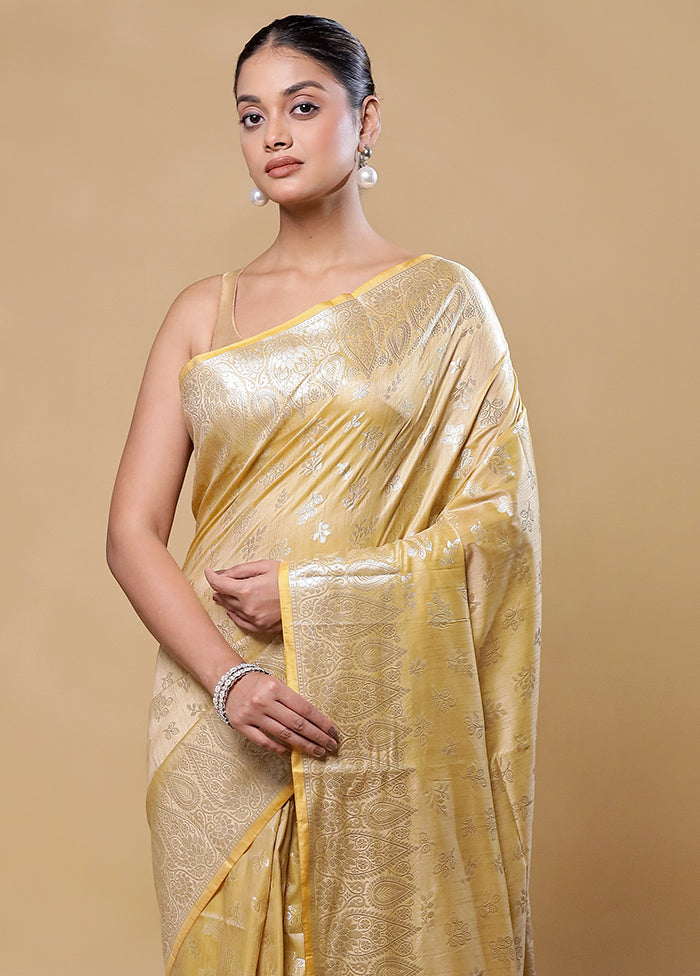 Yellow Cotton Saree With Blouse Piece