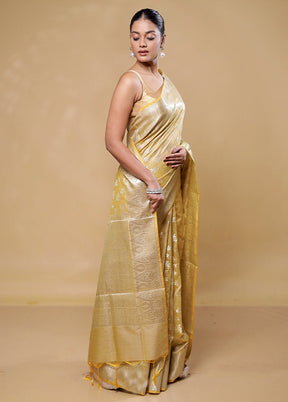 Yellow Cotton Saree With Blouse Piece