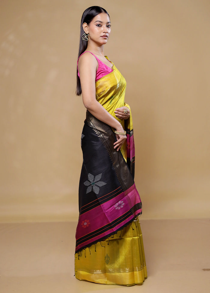 Yellow Kanjivaram Silk Saree With Blouse Piece