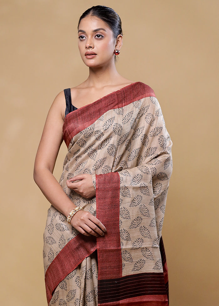 Cream Handloom Tussar Pure Silk Saree With Blouse Piece