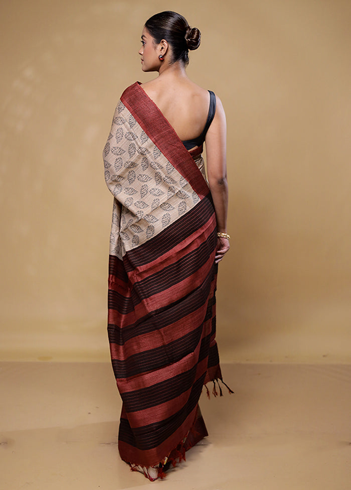 Cream Handloom Tussar Pure Silk Saree With Blouse Piece