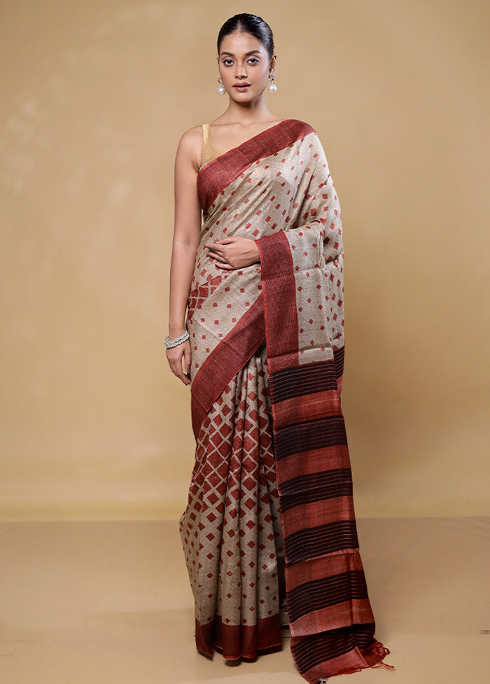 Cream Handloom Tussar Pure Silk Saree With Blouse Piece