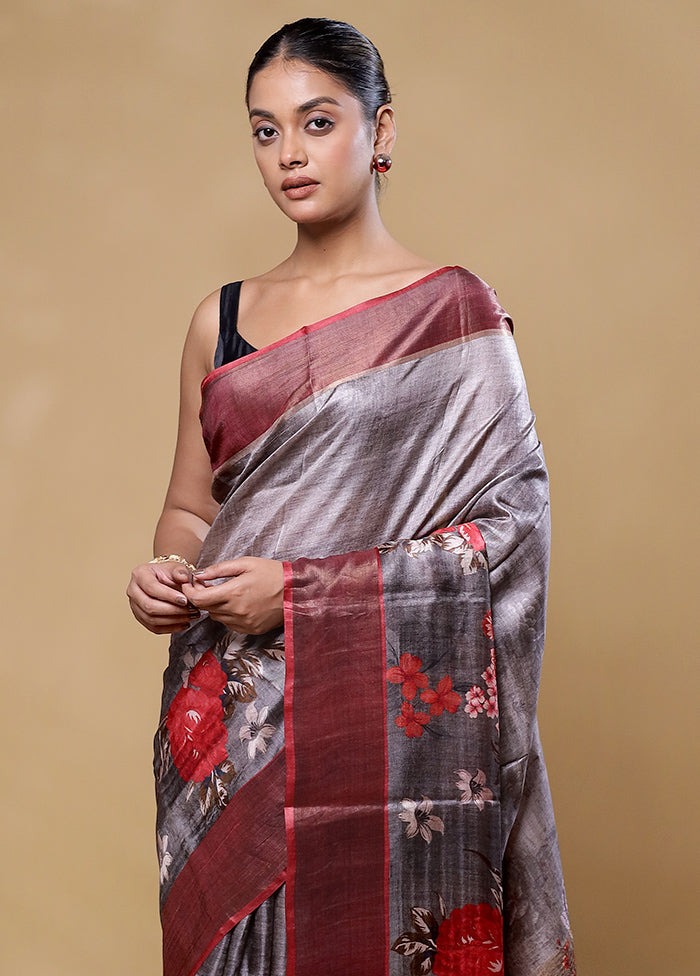 Grey Handloom Tussar Pure Silk Saree With Blouse Piece