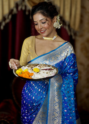 Blue Handloom Tanchoi Pure Silk Saree With Blouse Piece