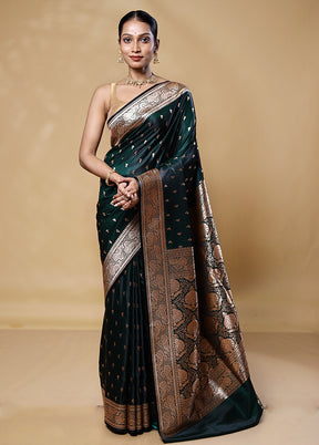 Green Banarasi Silk Saree With Blouse Piece