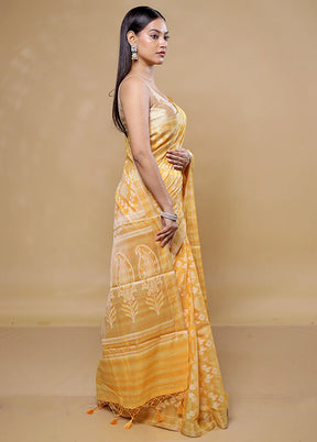 Yellow Cotton Saree With Blouse Piece