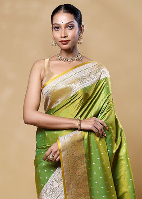 Green Katan Silk Saree With Blouse Piece