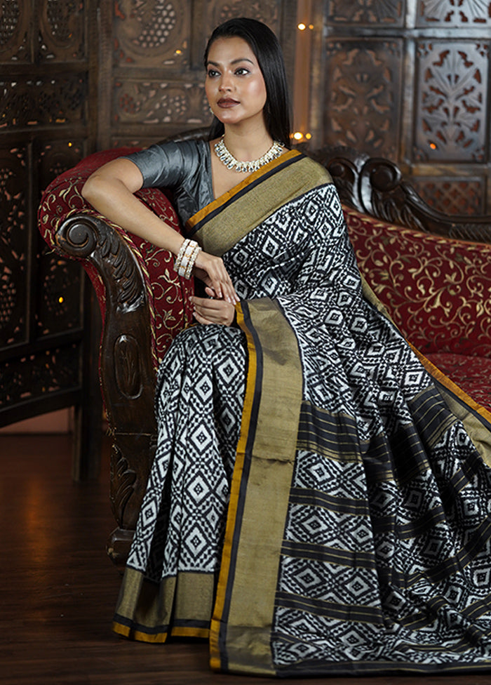 Grey Handloom Ikkat Pure Silk Saree With Blouse Piece