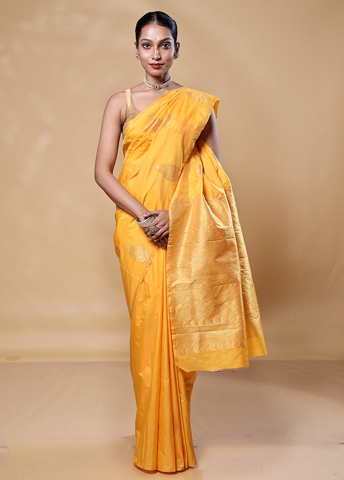 Yellow Kanjivaram Silk Saree With Blouse Piece