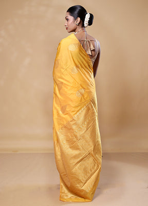 Yellow Kanjivaram Silk Saree With Blouse Piece