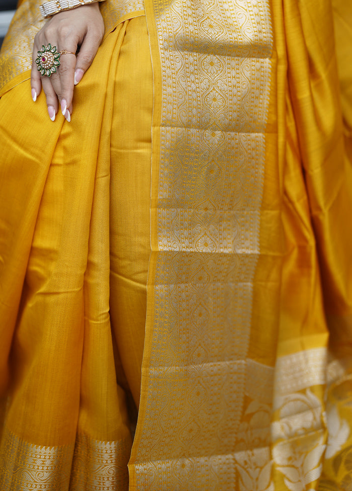 Yellow Dupion Silk Saree With Blouse Piece