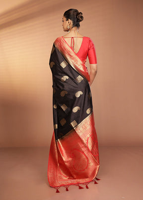 Black Dupion Silk Saree With Blouse Piece