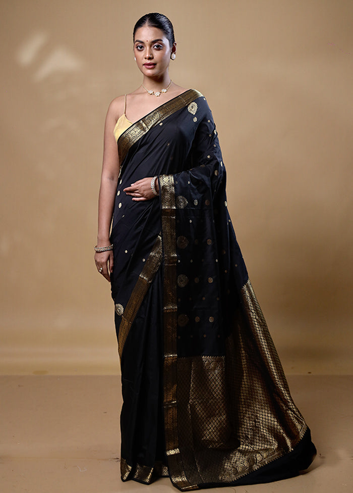 Black Kanjivaram Silk Saree With Blouse Piece