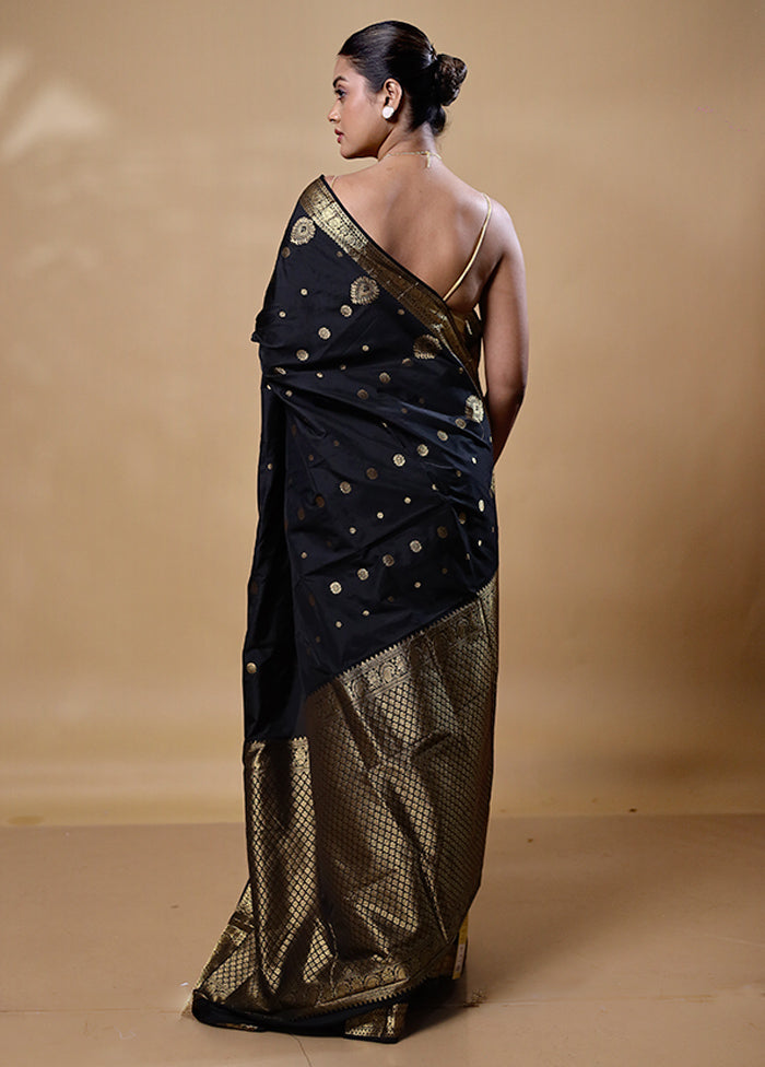 Black Kanjivaram Silk Saree With Blouse Piece