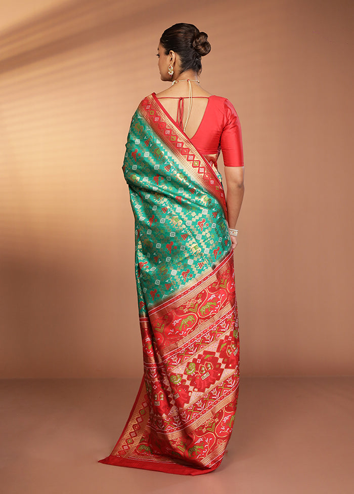 Green Dupion Silk Saree With Blouse Piece