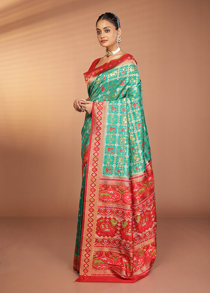 Green Dupion Silk Saree With Blouse Piece