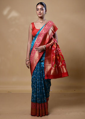 Blue Dupion Silk Saree With Blouse Piece