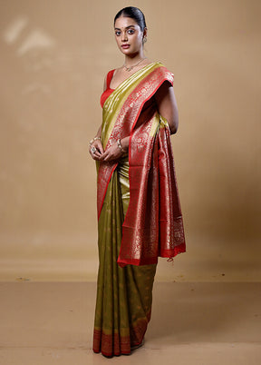 Green Dupion Silk Saree With Blouse Piece