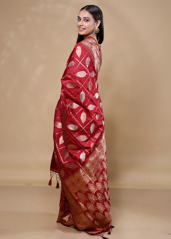 Maroon Dupion Silk Saree With Blouse Piece