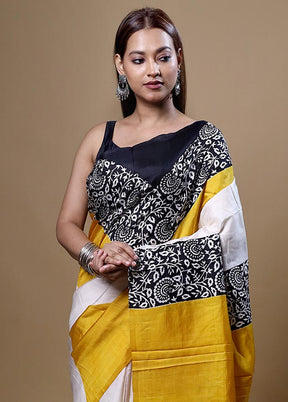 Black Printed Pure Silk Saree Without Blouse Piece