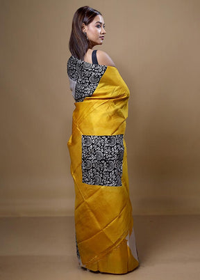 Black Printed Pure Silk Saree Without Blouse Piece