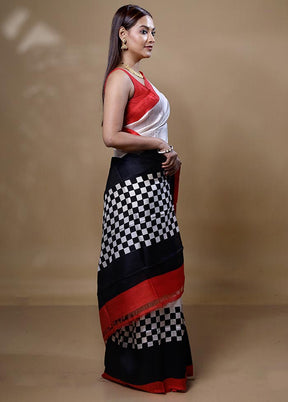 Black Printed Pure Silk Saree Without Blouse Piece