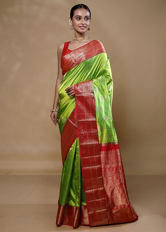 Green Handloom Kanchipuram Pure Silk Saree With Blouse Piece