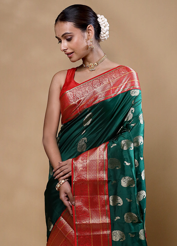 Green Handloom Kanchipuram Pure Silk Saree With Blouse Piece