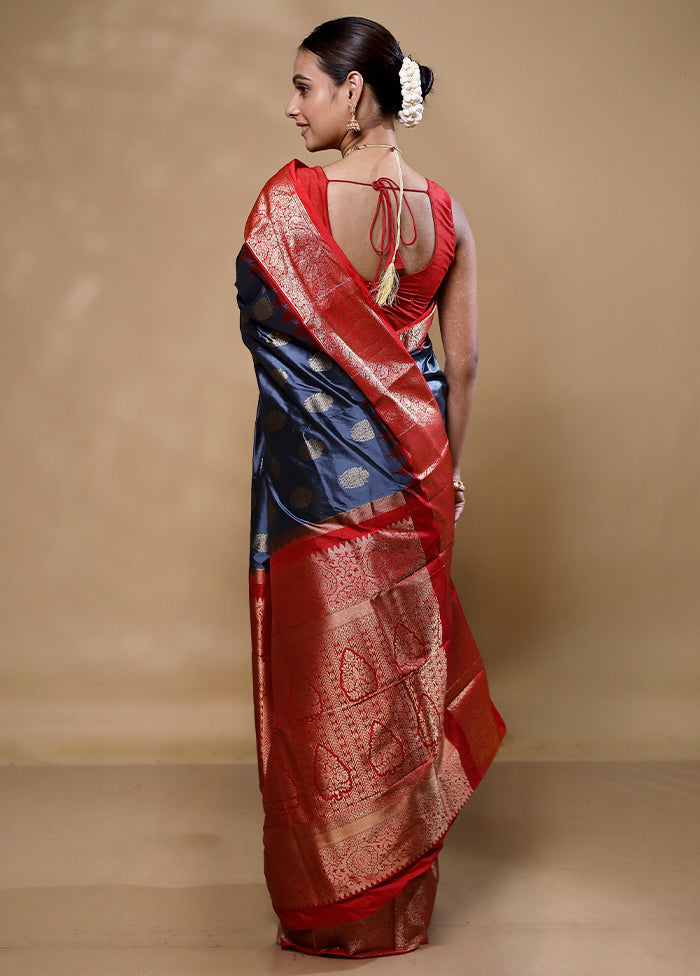 Blue Handloom Kanchipuram Pure Silk Saree With Blouse Piece