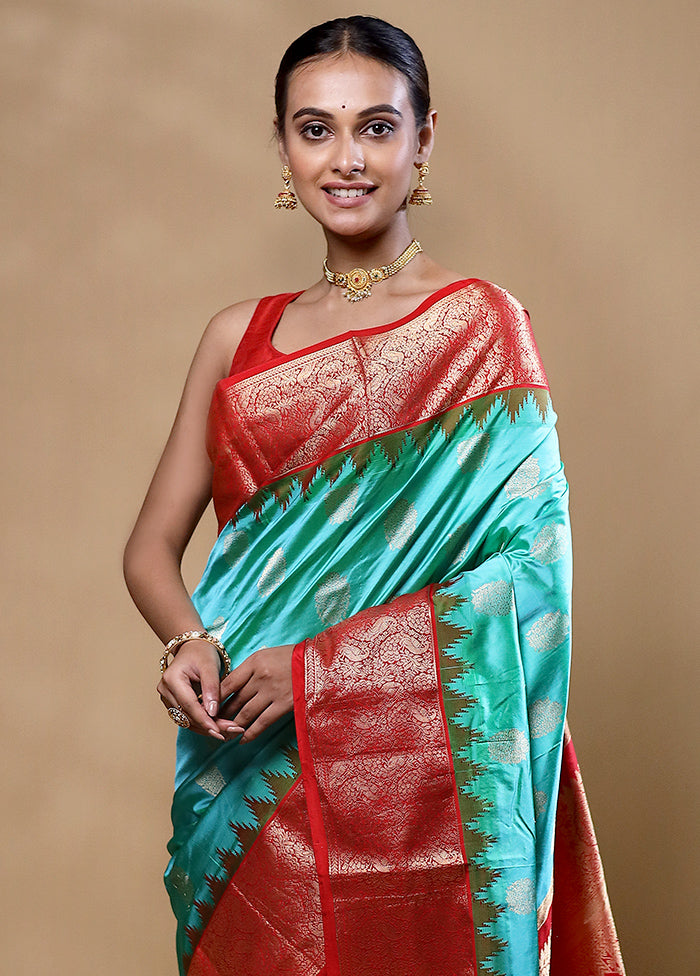 Green Handloom Kanchipuram Pure Silk Saree With Blouse Piece