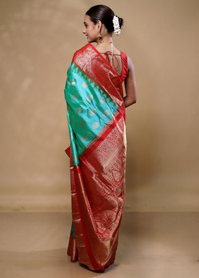 Green Handloom Kanchipuram Pure Silk Saree With Blouse Piece