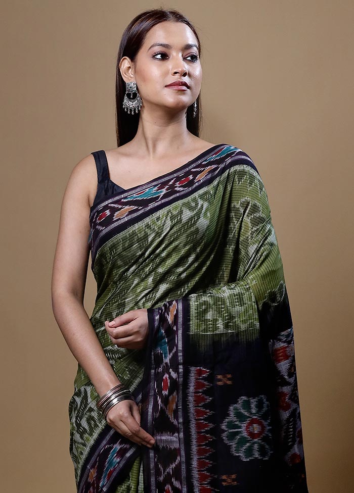 Green Pure Cotton Saree With Blouse Piece