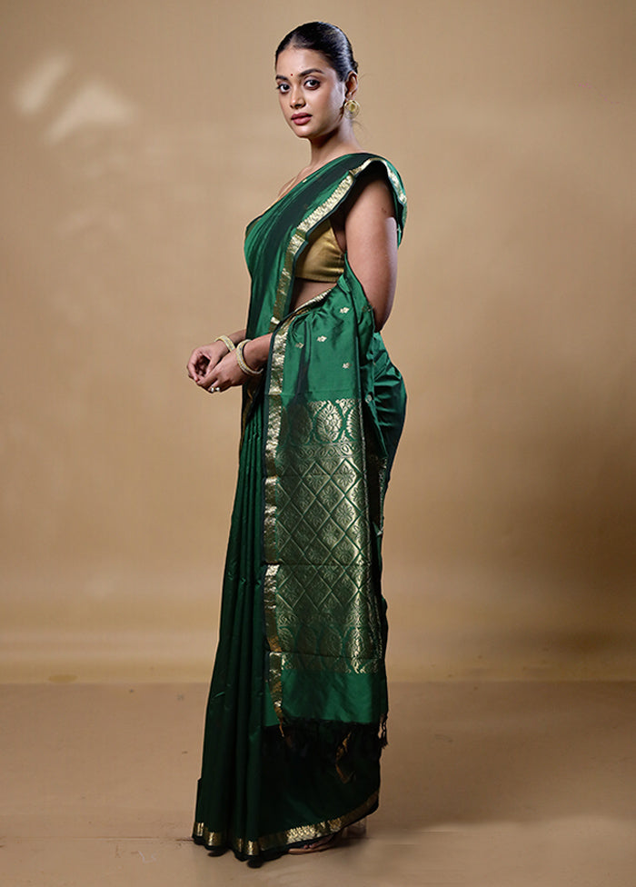 Green Kanjivaram Silk Saree With Blouse Piece