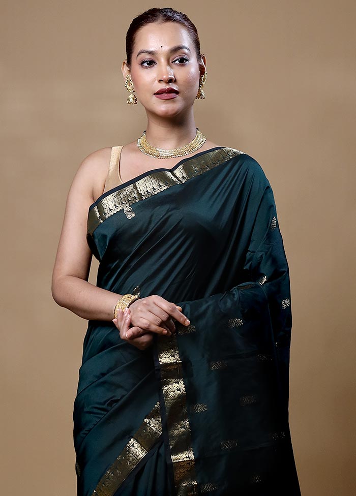 Green Kanjivaram Silk Saree With Blouse Piece