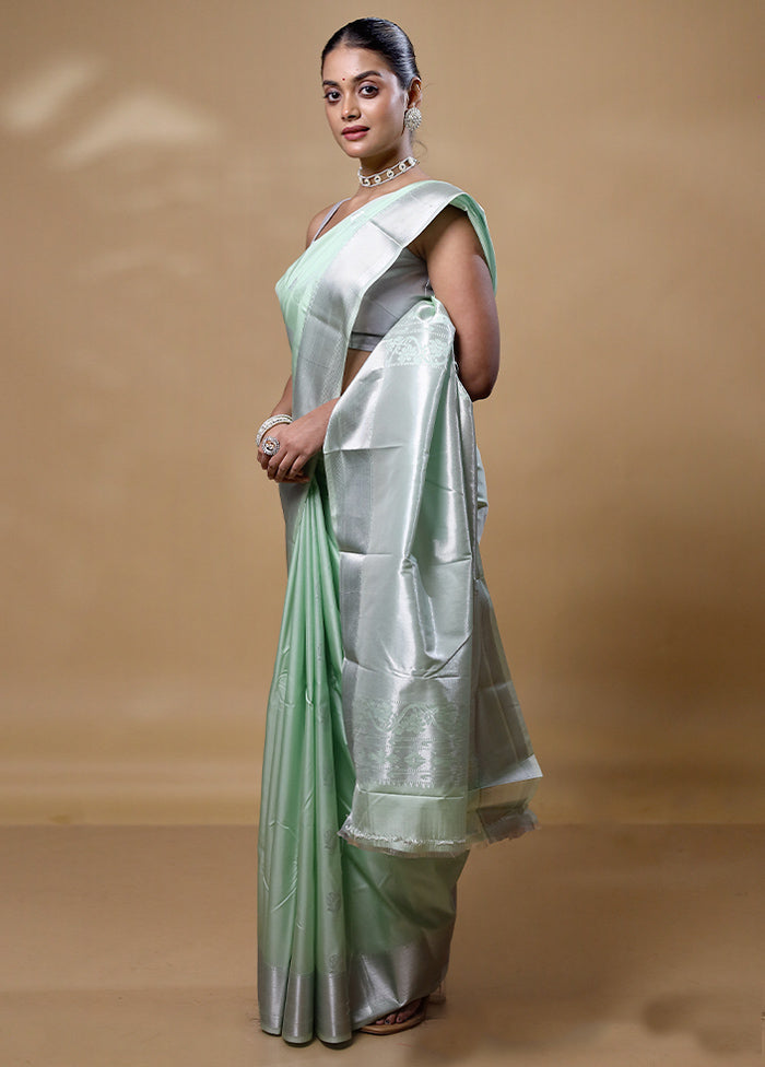 Green Kanjivaram Silk Saree With Blouse Piece