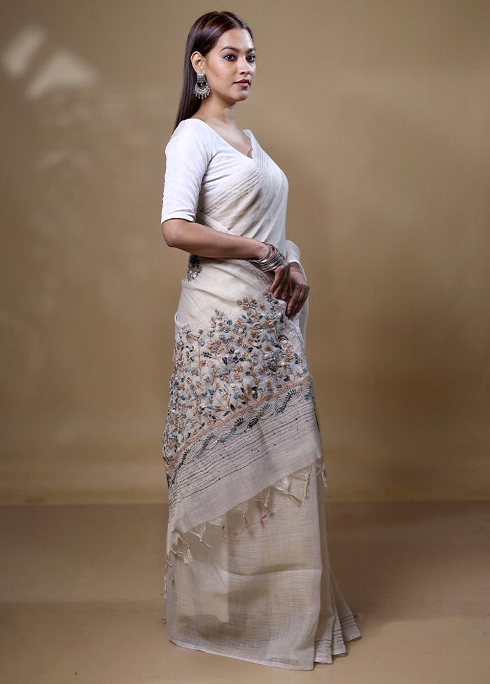 White Linen Silk Saree With Blouse Piece