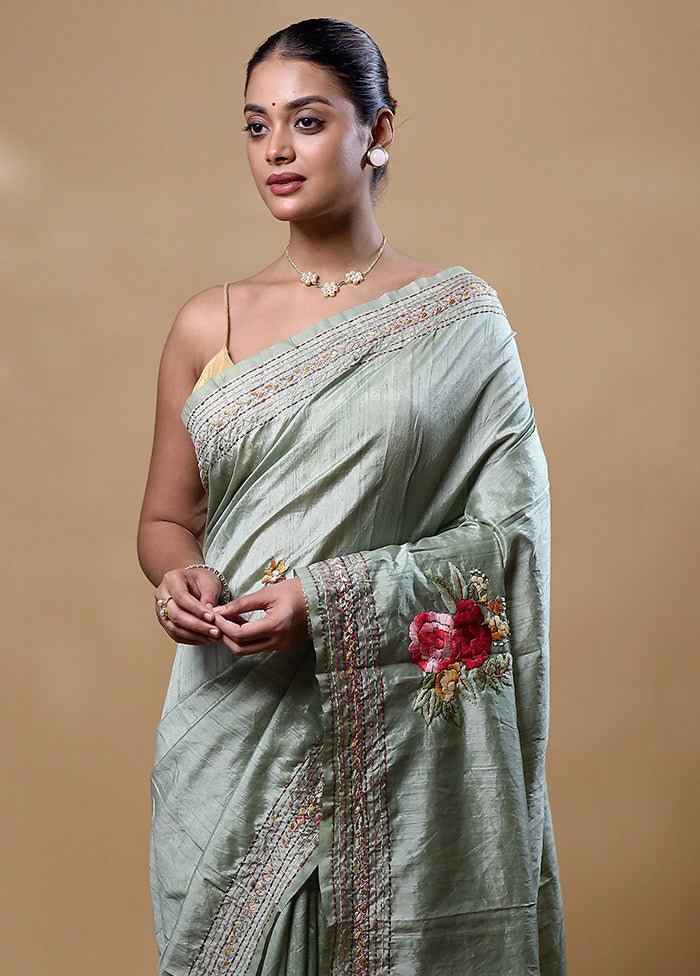 Green Dupion Silk Saree With Blouse Piece