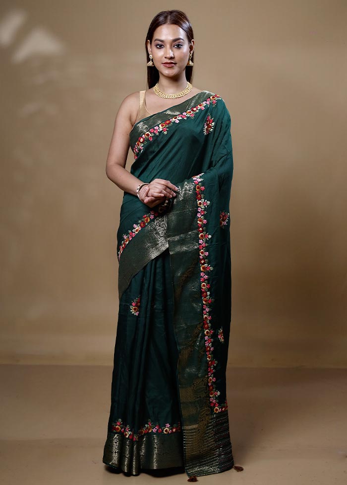 Green Dupion Silk Saree With Blouse Piece