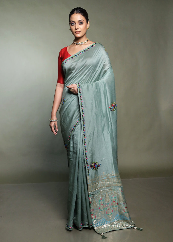 Green Dupion Silk Saree With Blouse Piece