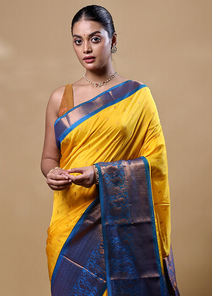 Yellow Kanjivaram Silk Saree With Blouse Piece